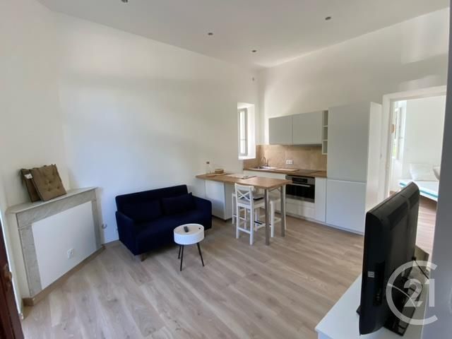 Appartement à louer - 2 pièces - 28.0 m2 - LE CANNET - 06 - PROVENCE-ALPES-COTE-D-AZUR - Century 21 Mistral L'Agence