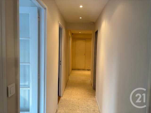 Appartement F3 à louer - 3 pièces - 67.36 m2 - CANNES - 06 - PROVENCE-ALPES-COTE-D-AZUR - Century 21 Mistral L'Agence